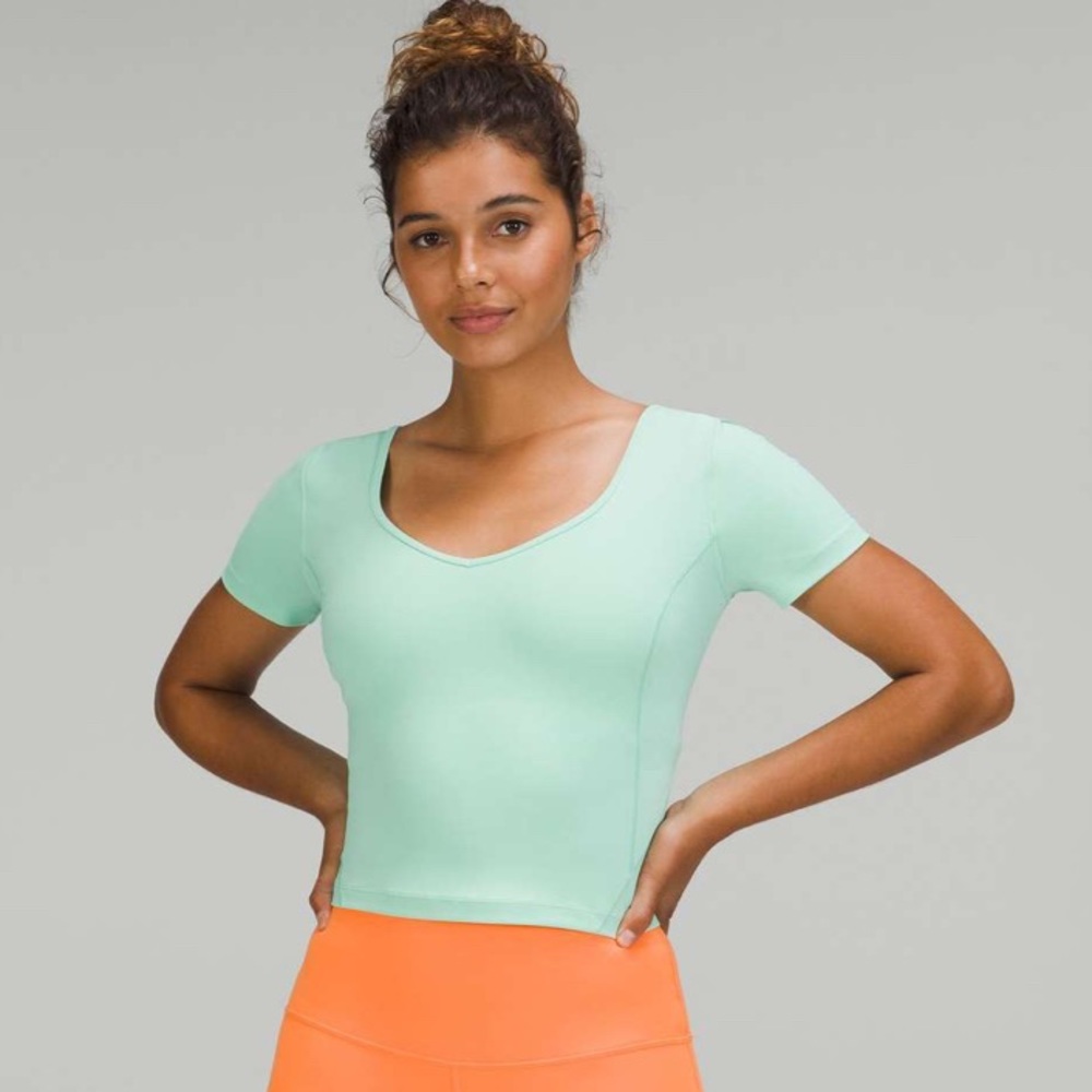 💗LULULEMON ALIGN TEE —  WORN ONCE